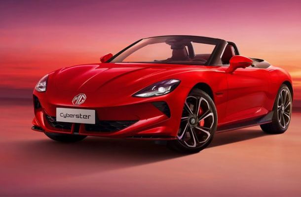 MG Cyberster Left Front Three-Quarter