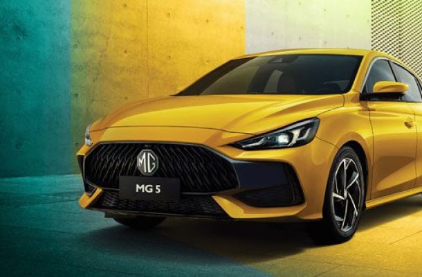 MG5 Front Three-Quarter