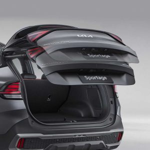 KIA Sportage 2025 1.5T 2WD Premium Intelligent Edition electric tailgate The rear view of a Kia Sportage with its trunk open, showing the spacious cargo area.
