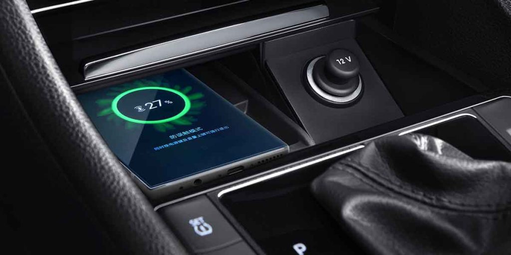 Skoda Superb 2025 TSI280 DSG Premium Edition wireless charging