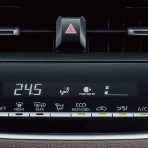 Toyota Corolla 2024 1.2T Elite Intelligent air conditioning system Close - up of a car's climate control panel with a digital display showing 24.5 and various control buttons.