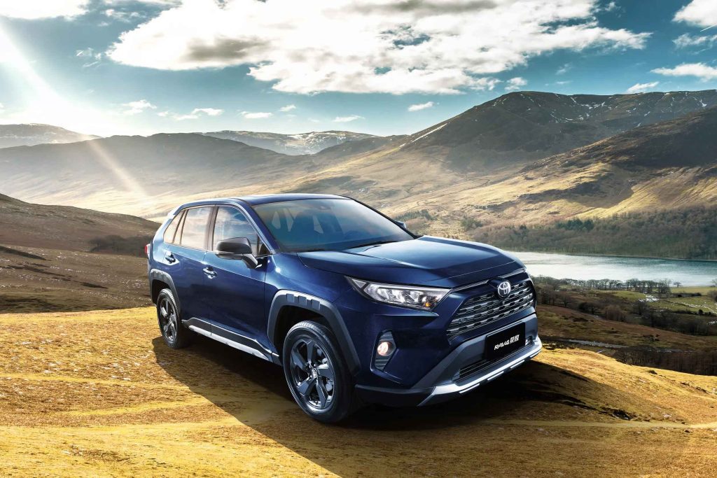 Best Chinese SUV vs Japanese SUV: 2025 Real Comparison blog Toyota RAV4