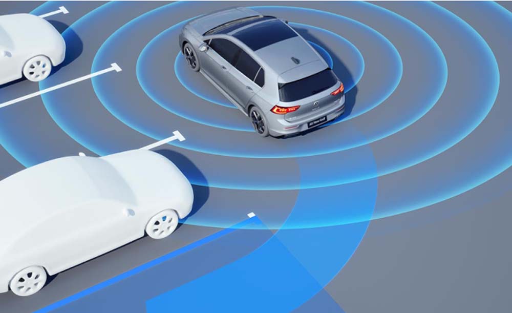 Volkswagen Golf 2025 IPA (Intelligent Park Assist) System