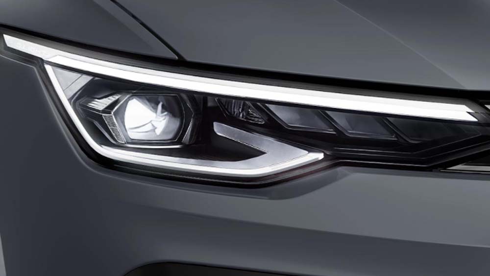 Volkswagen Golf 2025 Matrix LED headlights