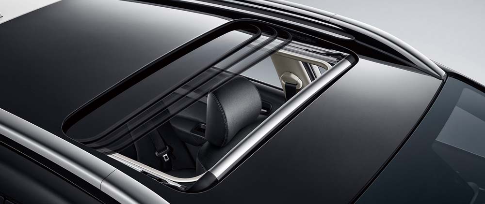 KIA kx1 Power Sunroof