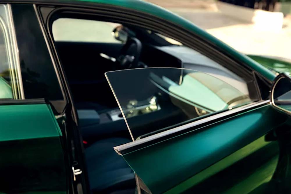 MG7 2025 1.5T 300DCT Elegant Edition frameless doors