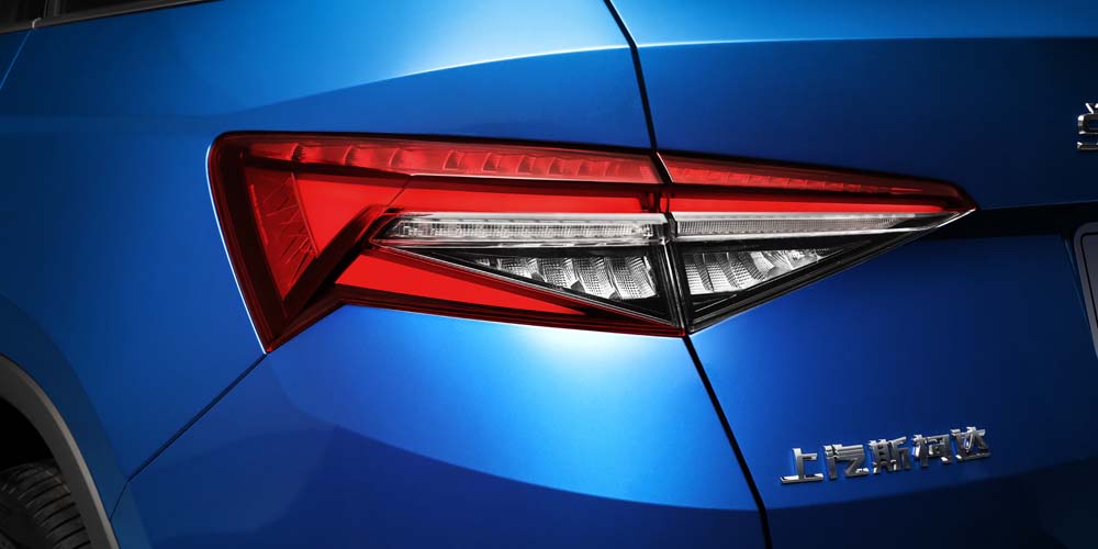 SKODA KODIAQ 2025 C-shaped Crystal LED Dynamic Taillights