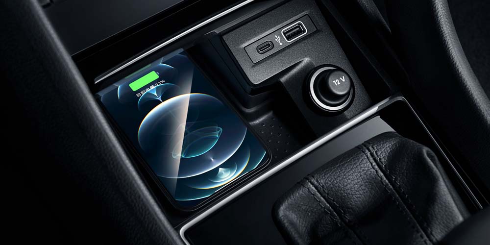 SKODA KODIAQ 2025 Wireless Phone Charging