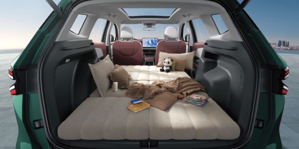 Jetta VS8 2026 654L Trunk Space