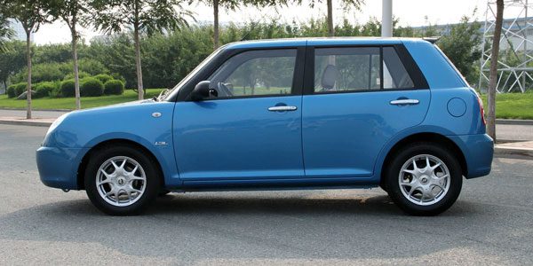 Lifan 320 Profile Shot