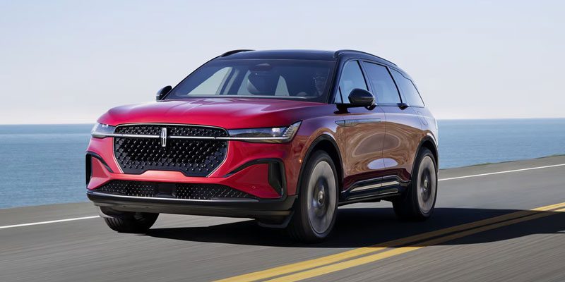 2025 Lincoln Nautilus Lane-Keeping System