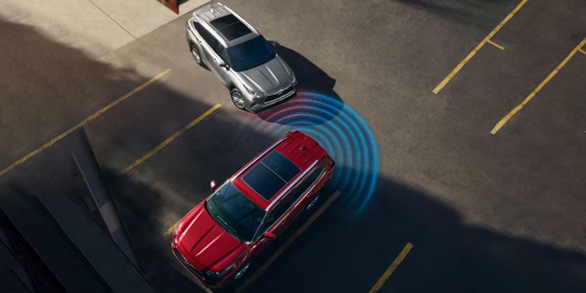 2025 Toyota Highlander Front and Rear Parking Assist With Automatic Braking