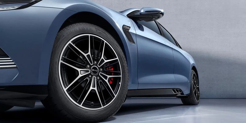 Close-up of BYD Seal 2025 wheels