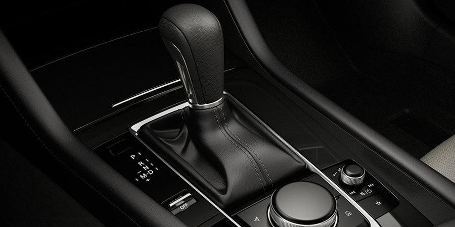 Mazda 3 Hatchback gearshift