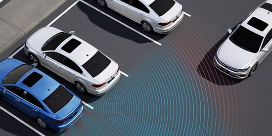 Volkswagen Bora RTA warning sign indicating pull over from parking space