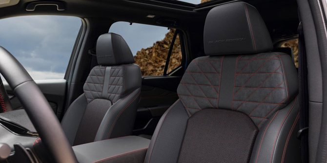 Close-up of the front seats of the 2026 Honda Pilot