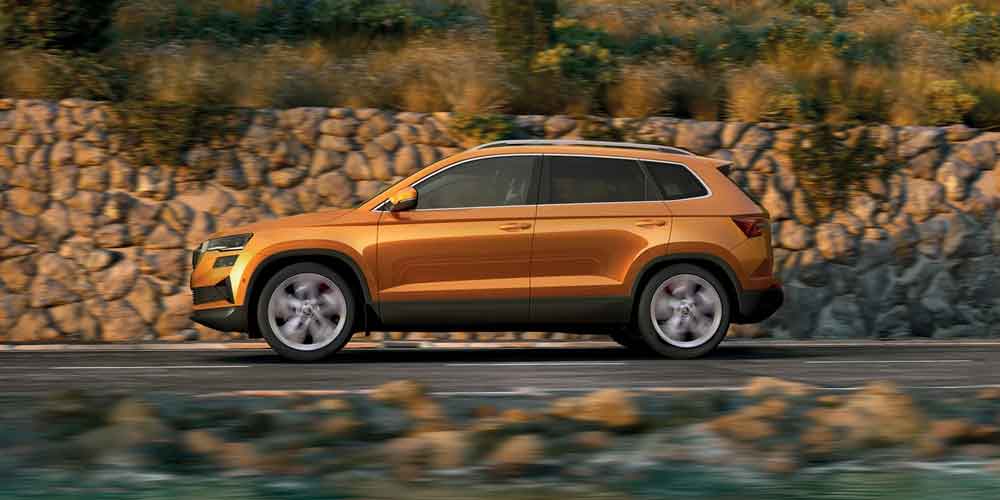 SKODA Karoq Profile Shot