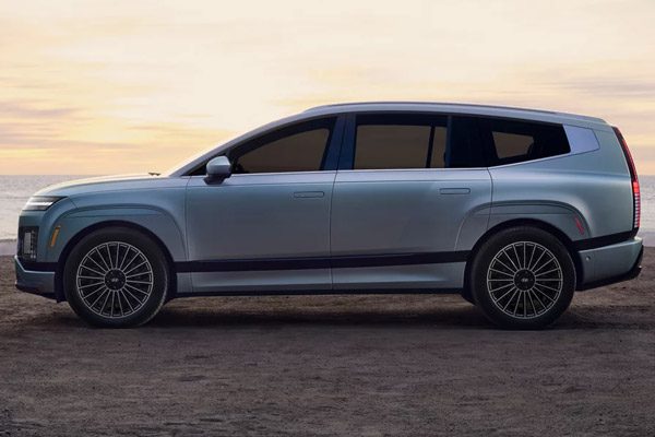 2026 Hyundai IONIQ 9 Profile Shot