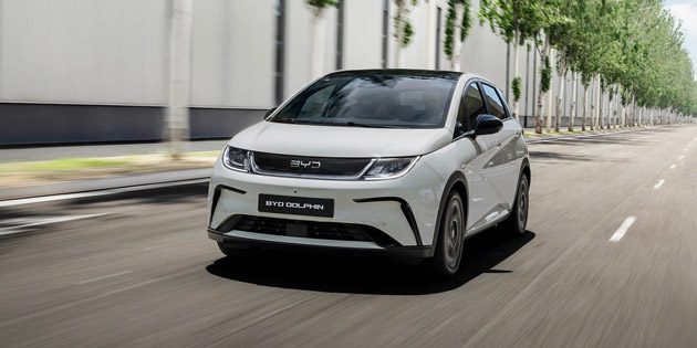 BYD Dolphin Rolling Shot