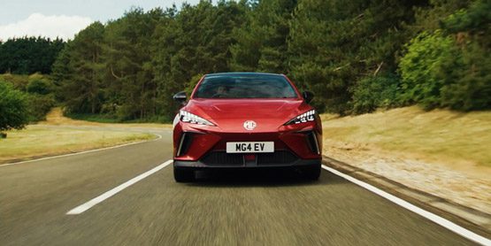 MG 4 Electric high-speed frontal view