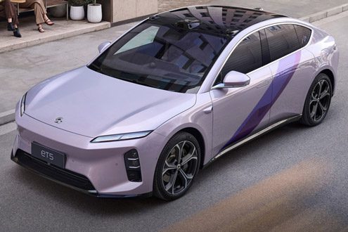 Nio ET5 Front Three-Quarter