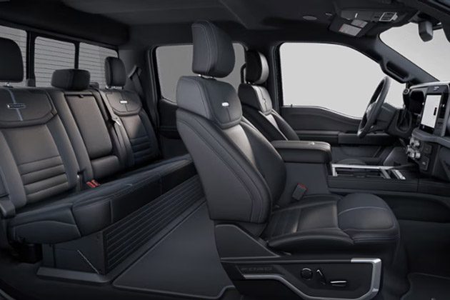 2026 Ford F-350 Seating Space