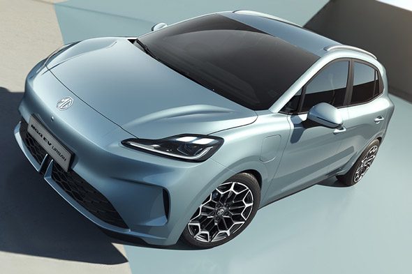 MG4 EV Urban Front Three-Quarter