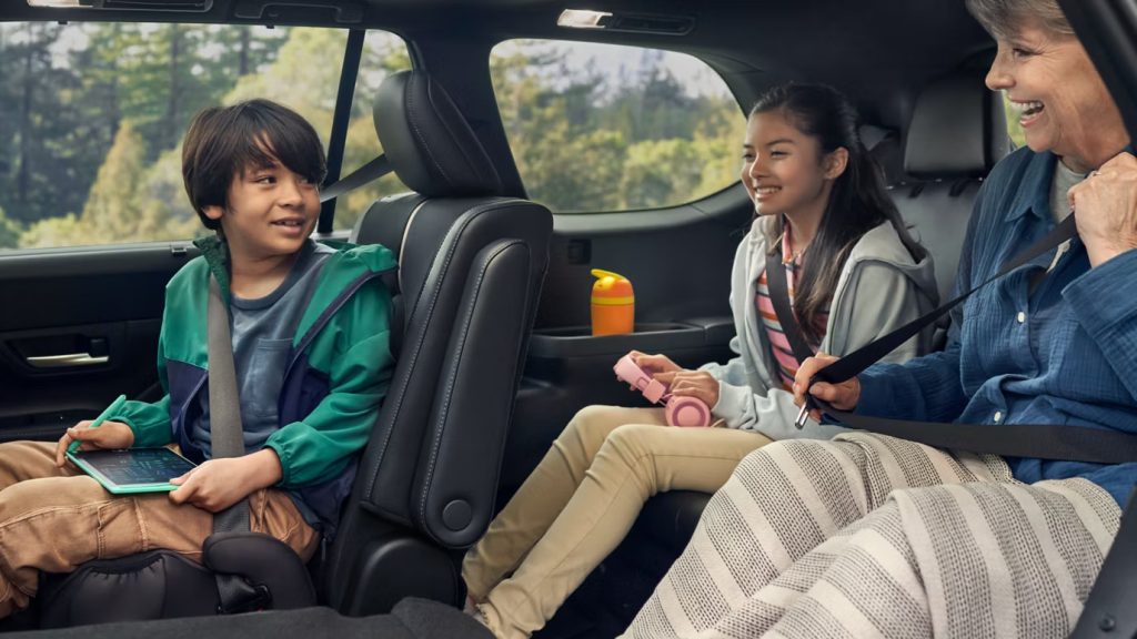 2026 Toyota Grand Highlander Hybrid MAX Platinum second-row seats