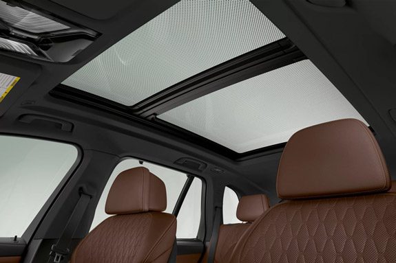 BMW X5 panoramic sunroof