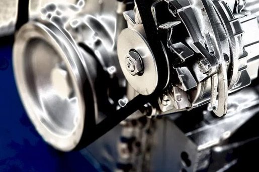 Car air conditioning compressor belt inspection