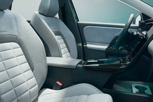 2026 Citroën C5 Aircross front seats