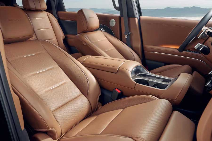2026 Hyundai Palisade Hybrid Front Seats