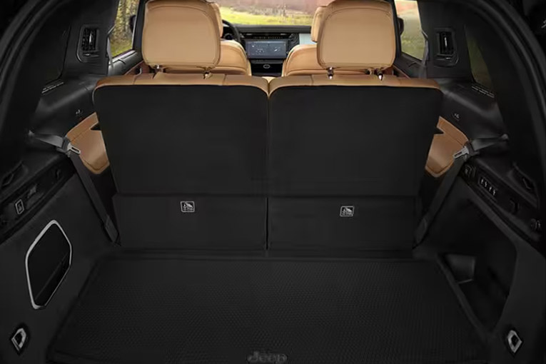 2026 Jeep Grand Cherokee L's trunk space